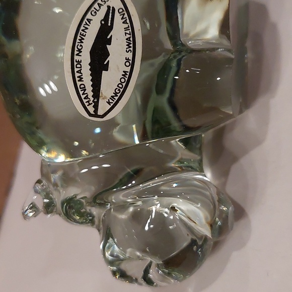 Vintage Handblown Ngwenya Glass Hippopotamus Paperweight - Picture 8 of 8